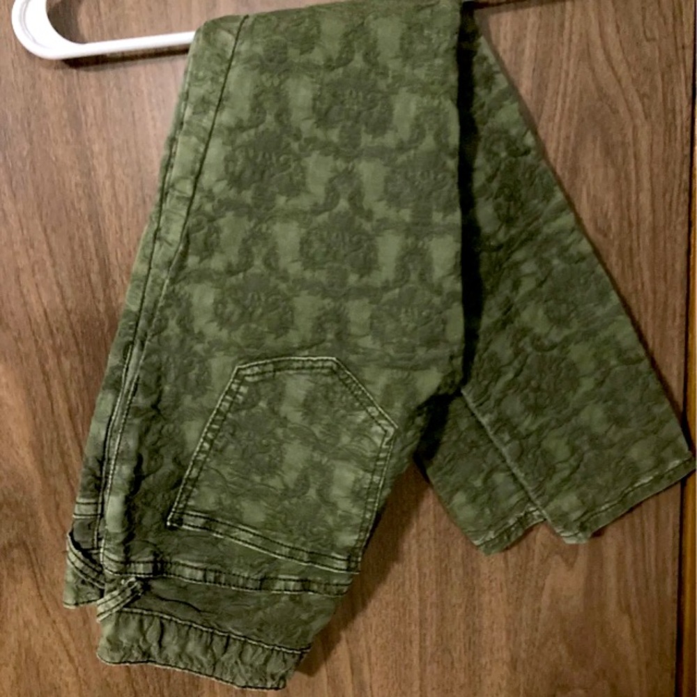 Free people straight leg textured green pants